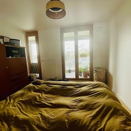 Montmartre à 2 Ou Appartement *